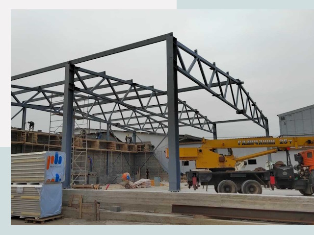 Строительство цехов в Холмске