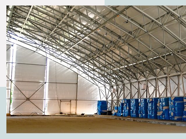 Строительство крытых катков в Холмске