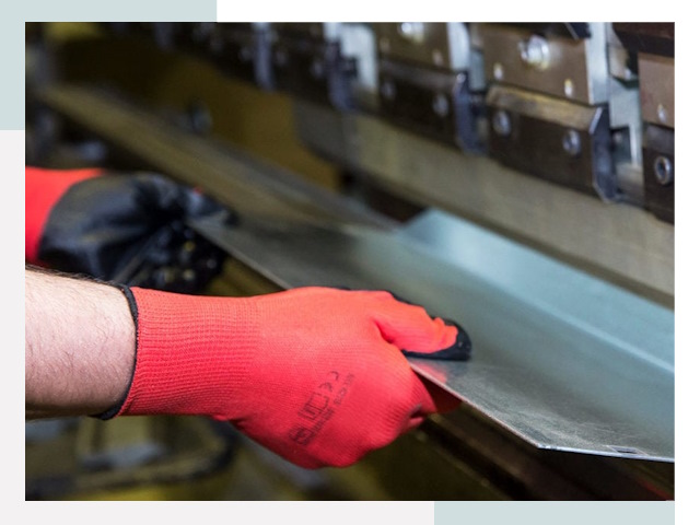 Гибка металла в Холмск от 616 руб. - Надёжно и быстро